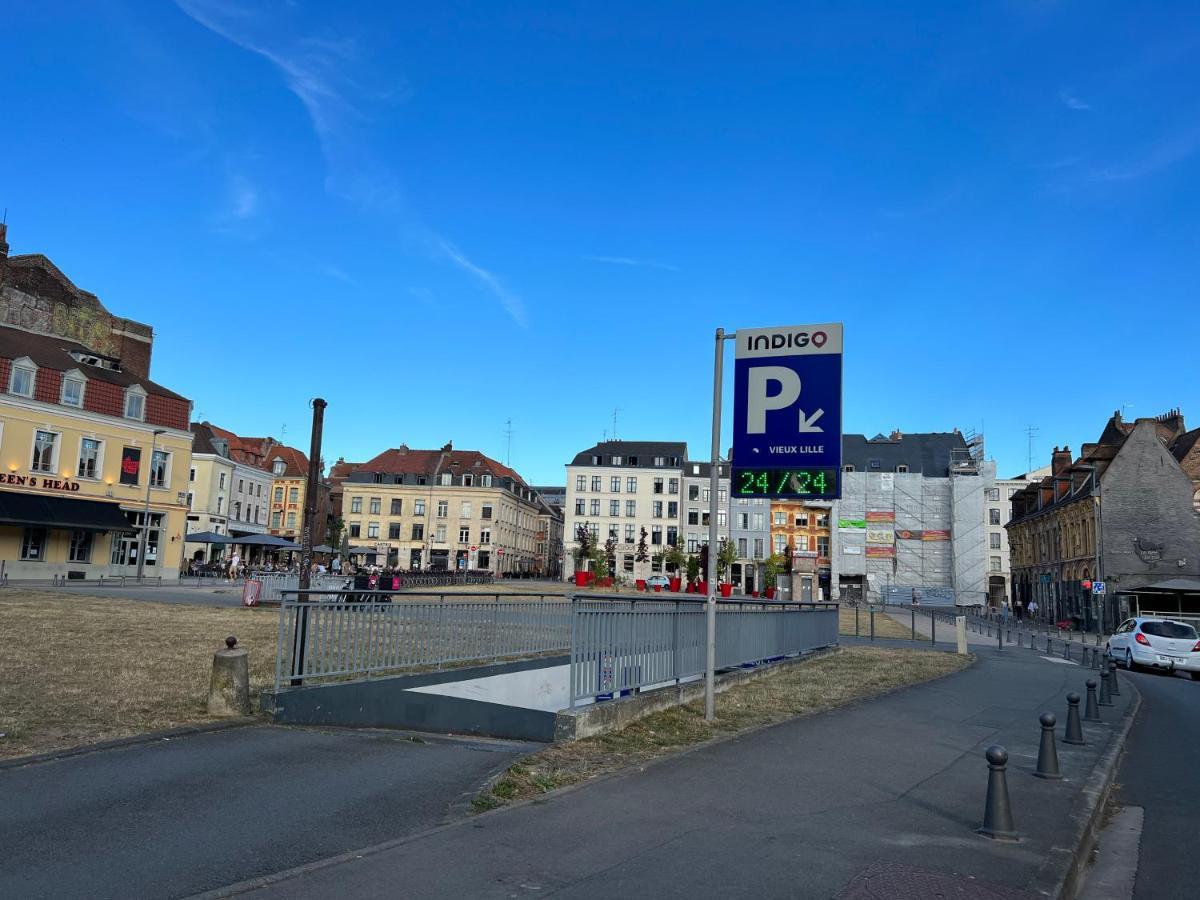 La Petite Place De La Porte De Gand Λιλ Εξωτερικό φωτογραφία